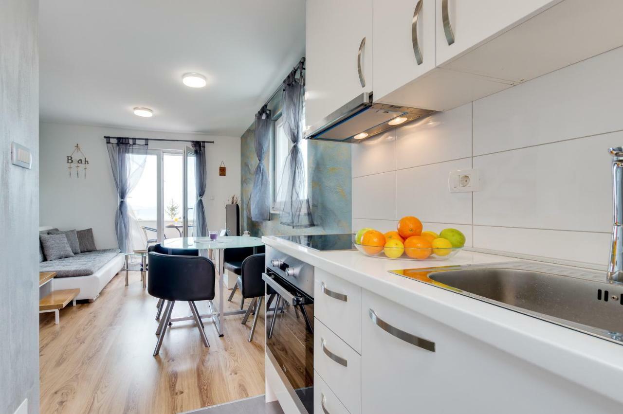 Boutique Wind Rose Apartment by the beach Podstrana Extérieur photo